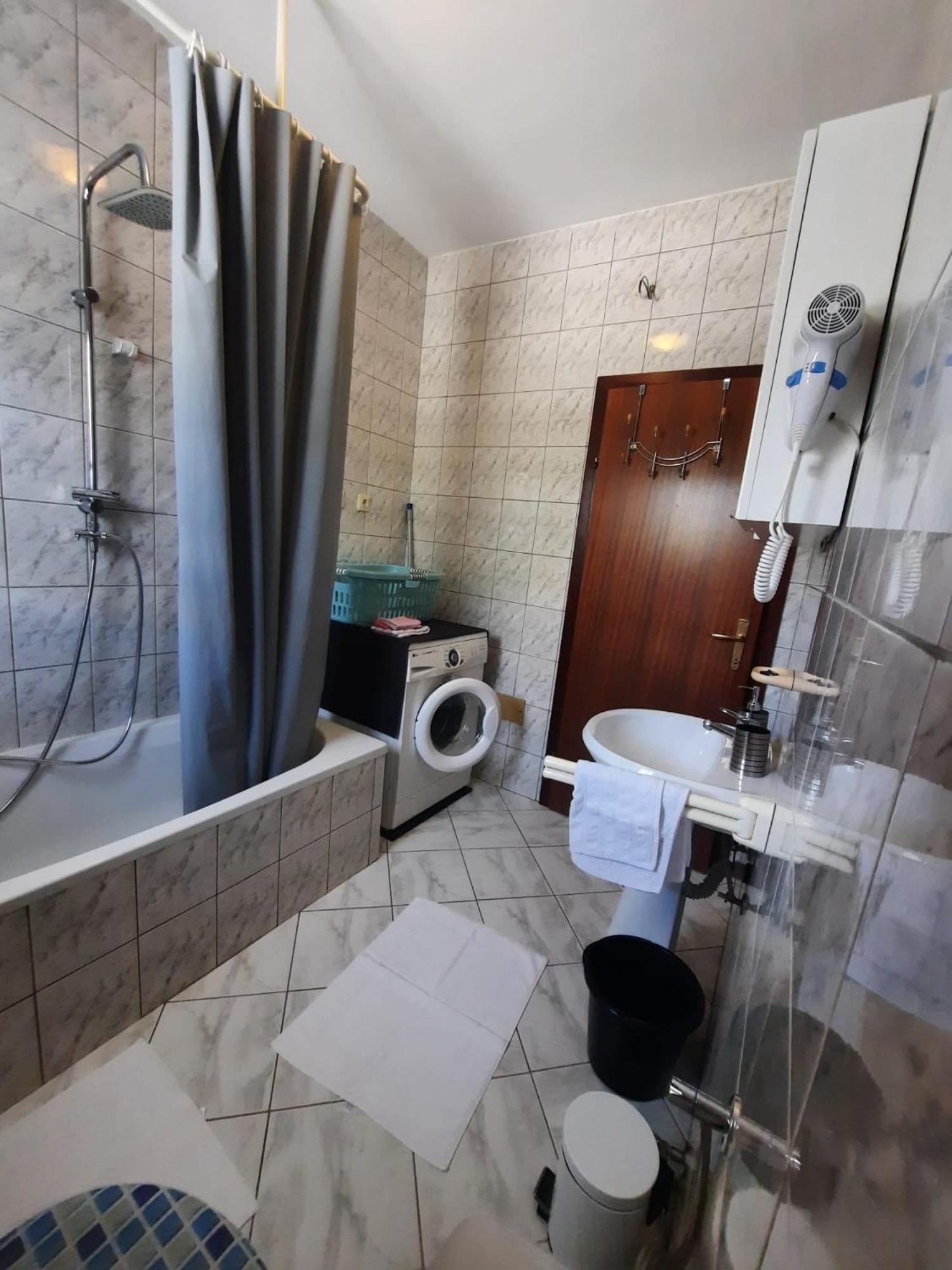 Apartman Mila Novi Vinodolski Exterior foto